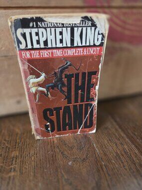 Stephen King The Stand Complete & Uncut Paperback First Signet Printing 1991